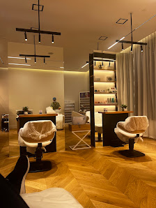 Bare Beauty Clinic and Cente thumb 2